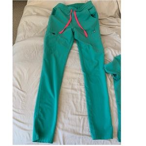 Figs Yola Skinny Scrub Pant Tall in Surgical Green
